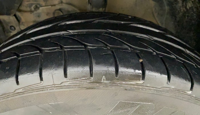 2018 Maruti Vitara Brezza LDI, Diesel, Manual, 89,047 km, Left Front Tyre Tread
