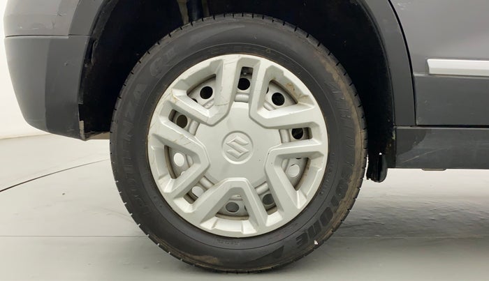 2018 Maruti Vitara Brezza LDI, Diesel, Manual, 89,047 km, Right Rear Wheel