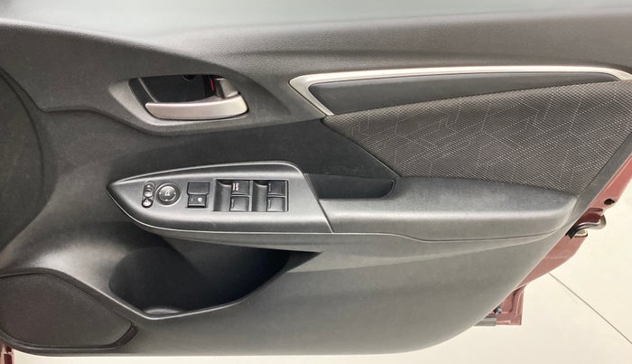 2017 Honda Jazz 1.5 VX I DTEC, Diesel, Manual, 50,922 km, Driver Side Door Panels Control