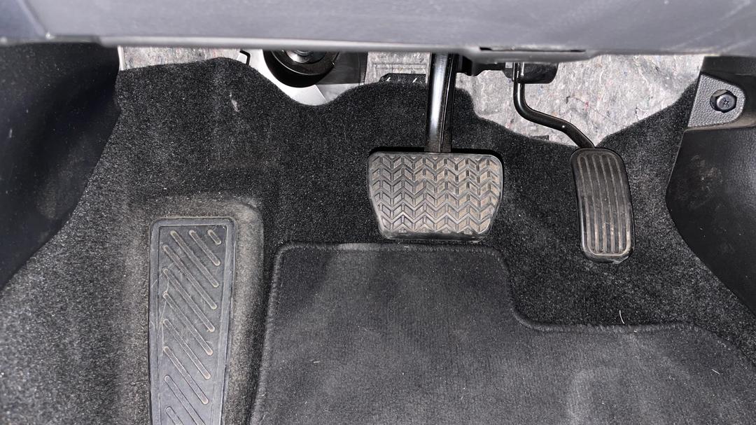 2023 Toyota Corolla Ascent Sport Hybrid, Automatic, 55715 km, Pedals and Footmat
