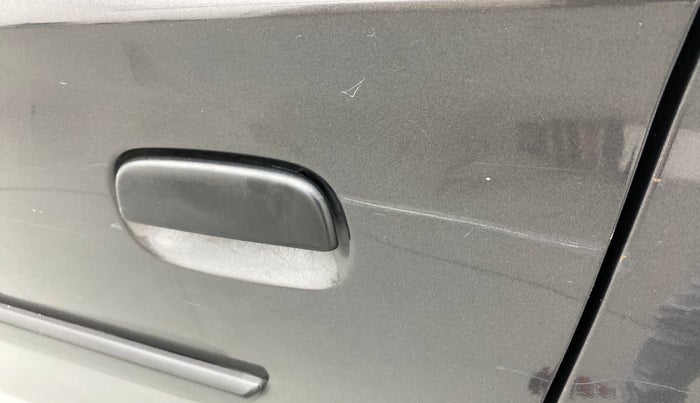 2016 Maruti Alto 800 LXI, Petrol, Manual, 31,847 km, Rear left door - Minor scratches