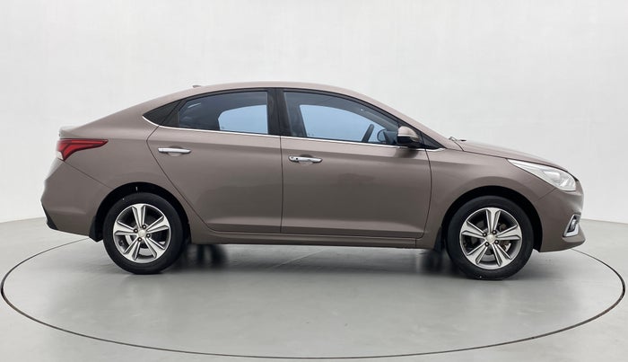 2018 Hyundai Verna 1.6 VTVT SX O, Petrol, Manual, 59,910 km, Right Side View