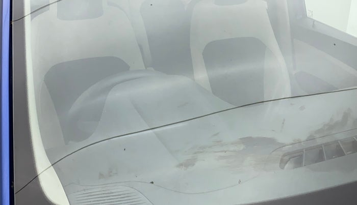 2023 Renault TRIBER RXT, Petrol, Manual, 4,758 km, Front windshield - Minor spot on windshield