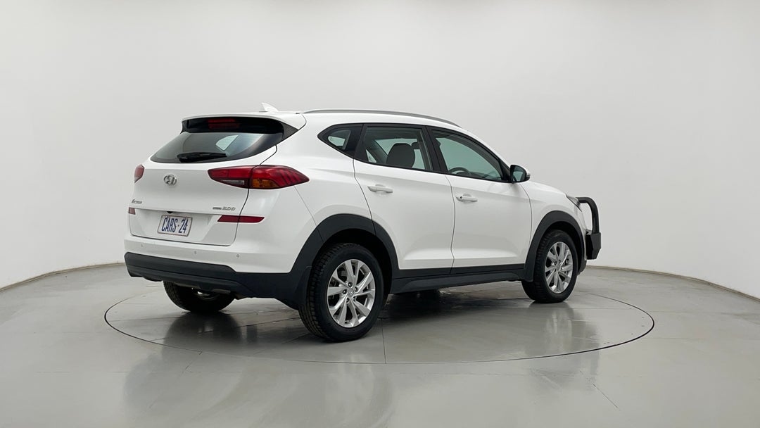 Right Back Diagonal (45- Degree) View