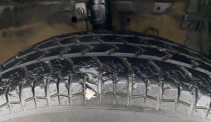 2014 Maruti Swift Dzire VXI, Petrol, Manual, 42,752 km, Right Front Tyre Tread