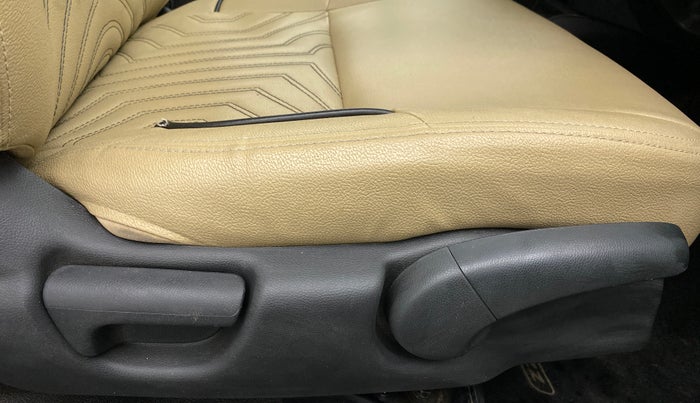 2018 Honda Jazz 1.2L I-VTEC V, Petrol, Manual, 40,622 km, Driver Side Adjustment Panel