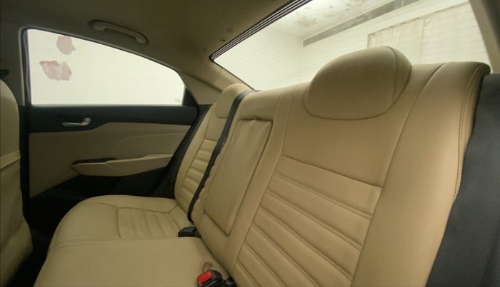 2020 Hyundai Verna SX 1.5 VTVT IVT, Petrol, Automatic, 10,815 km, Right Side Rear Door Cabin