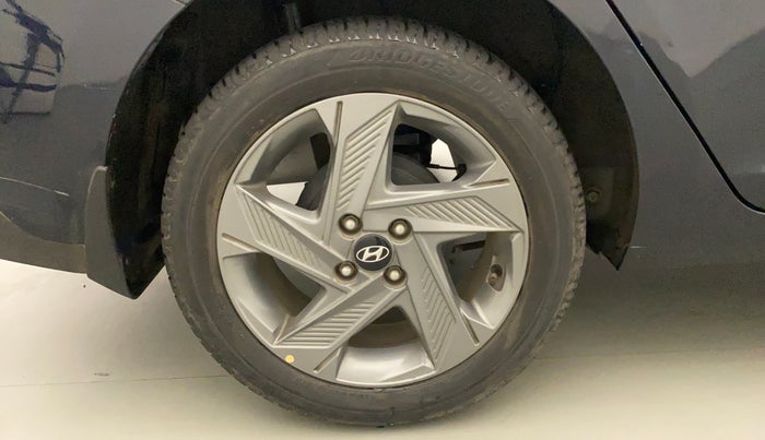 2020 Hyundai Verna SX 1.5 VTVT IVT, Petrol, Automatic, 10,815 km, Right Rear Wheel