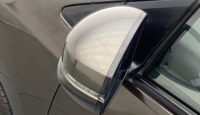 2018 Honda City V MT PETROL, Petrol, Manual, 20,143 km, Left rear-view mirror - Minor scratches