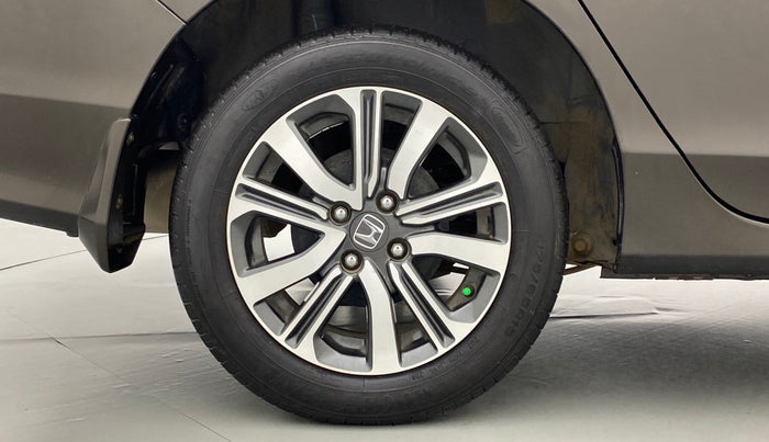 2018 Honda City V MT PETROL, Petrol, Manual, 20,143 km, Right Rear Wheel
