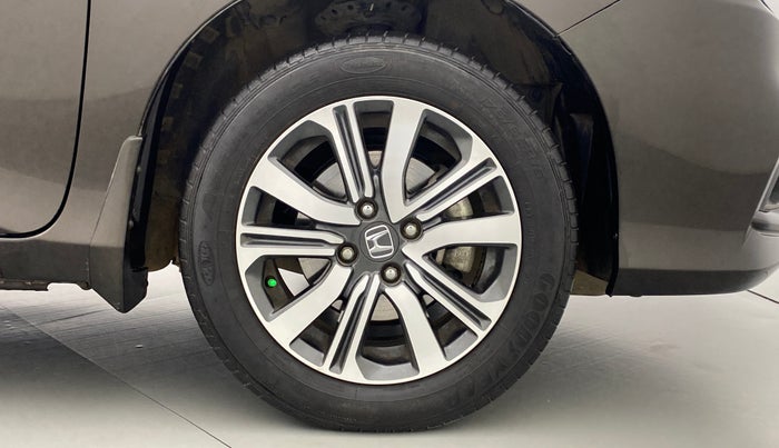2018 Honda City V MT PETROL, Petrol, Manual, 20,143 km, Right Front Wheel