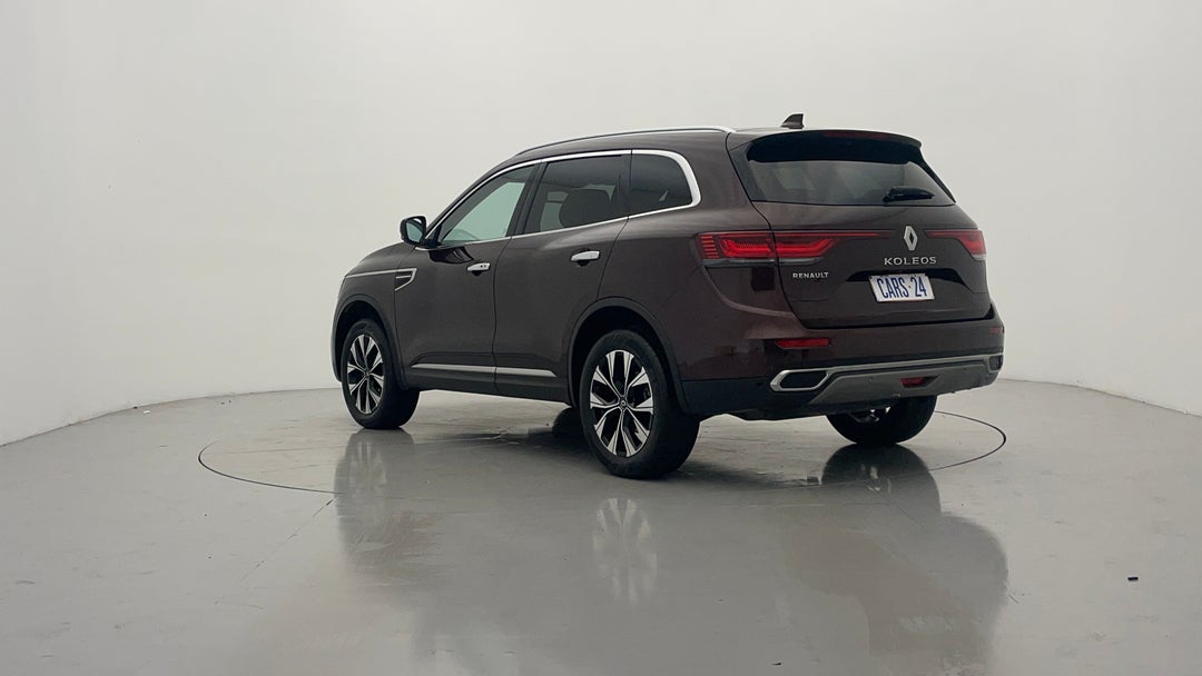 Left Back Diagonal (45- Degree) View