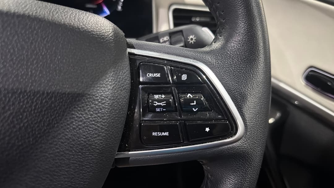 2023 Mahindra Xuv700 Ax7l, Automatic, 60809 km, Cruise Control