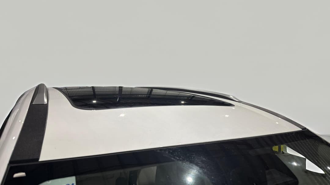 2023 Mahindra Xuv700 Ax7l, Automatic, 60809 km, Roof/Sunroof View