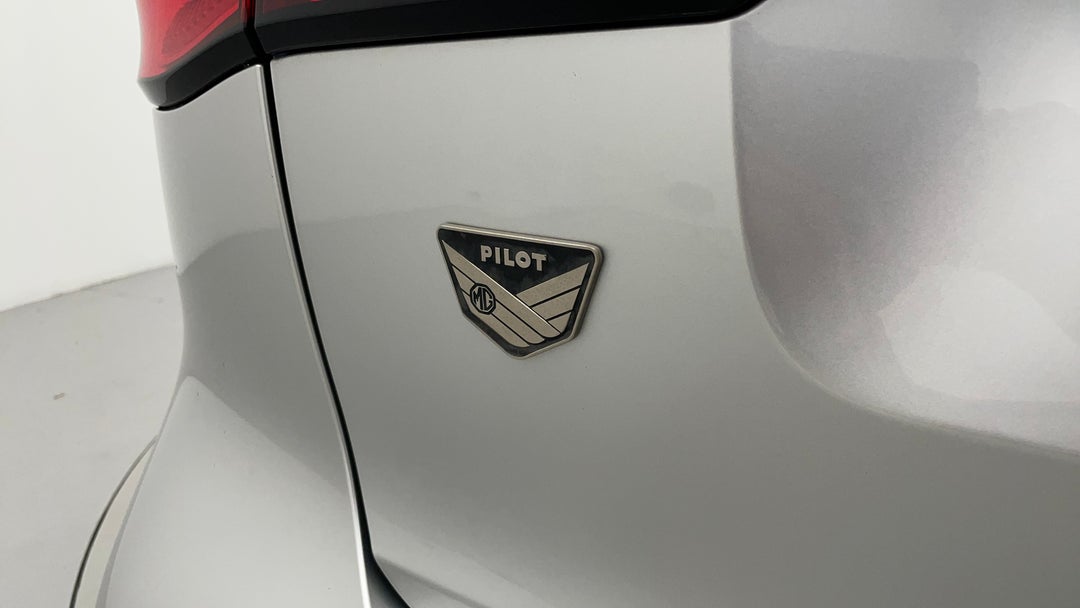 2021 MG Hs +ev Phev Essence, Automatic, 68581 km, Badge (Boot Left Side)