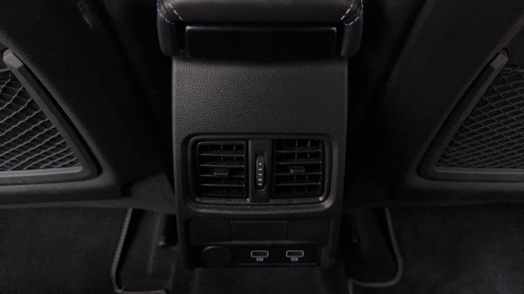 2024 Renault Arkana Esprit Alpine, Automatic, 11743 km, Rear A/C Vent