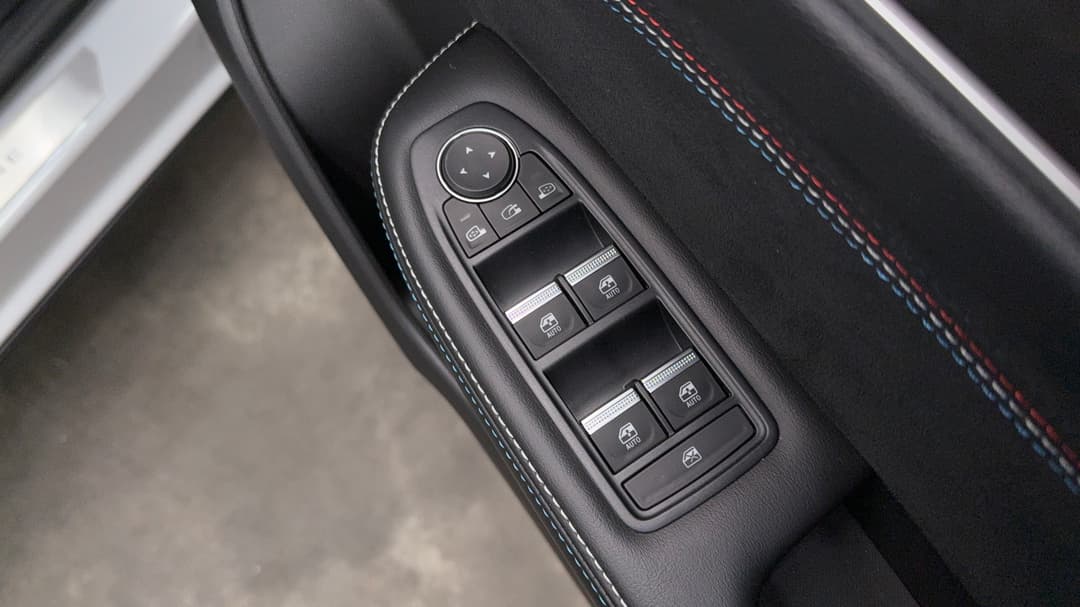 2024 Renault Arkana Esprit Alpine, Automatic, 11743 km, Drivers Side Door Panel Controls