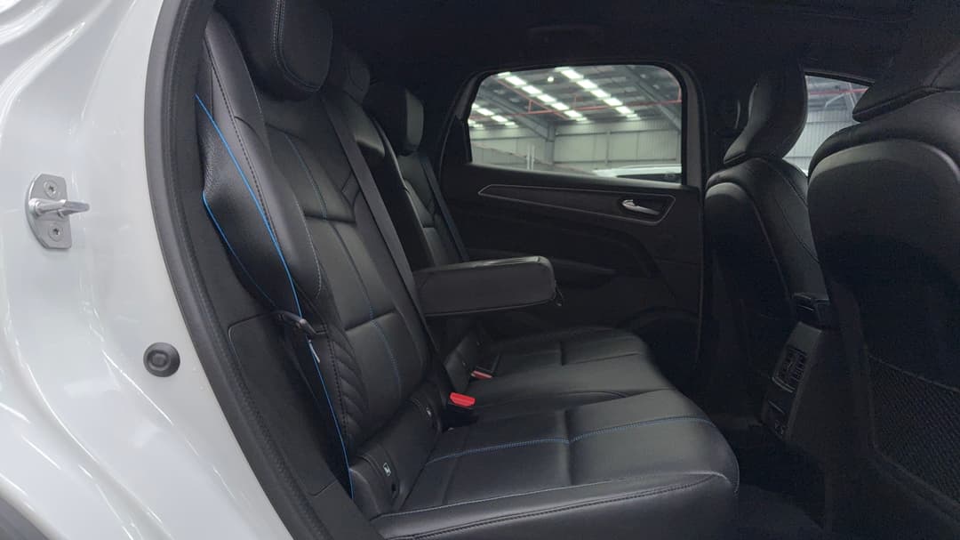 2024 Renault Arkana Esprit Alpine, Automatic, 11743 km, Right Side Rear Door Cabin View