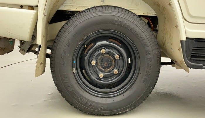 2021 Mahindra Bolero B6 (O), Diesel, Manual, 59,907 km, Right Rear Wheel