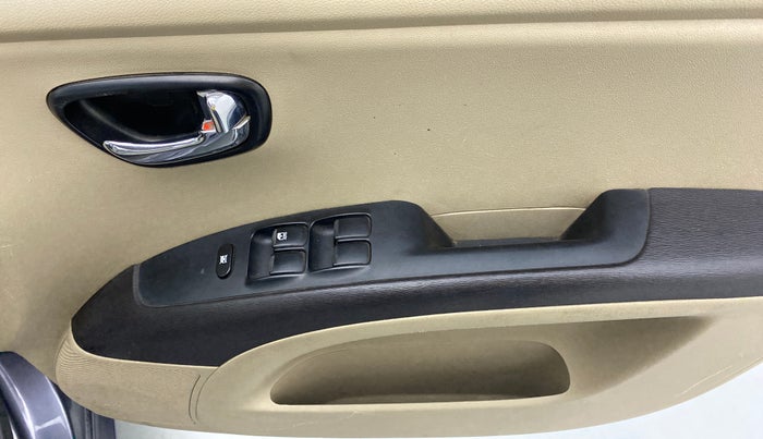 2014 Hyundai i10 SPORTZ 1.1 IRDE2, Petrol, Manual, 48,753 km, Driver Side Door Panels Control