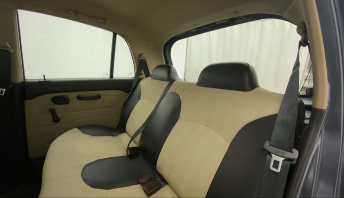 2010 Hyundai Santro Xing GLS, Petrol, Manual, 7,946 km, Right Side Rear Door Cabin