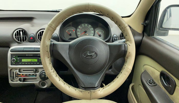 2010 Hyundai Santro Xing GLS, Petrol, Manual, 7,946 km, Steering Wheel Close Up