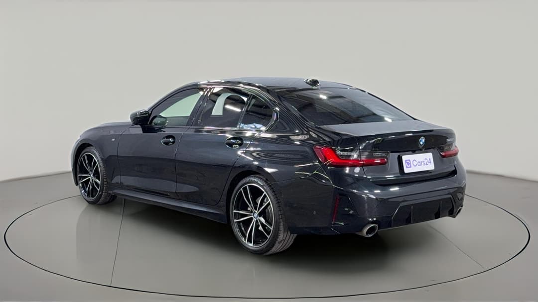 2023 BMW 3 20i M Sport, Automatic, 51721 km, Left Back Diagonal (45- Degree) View