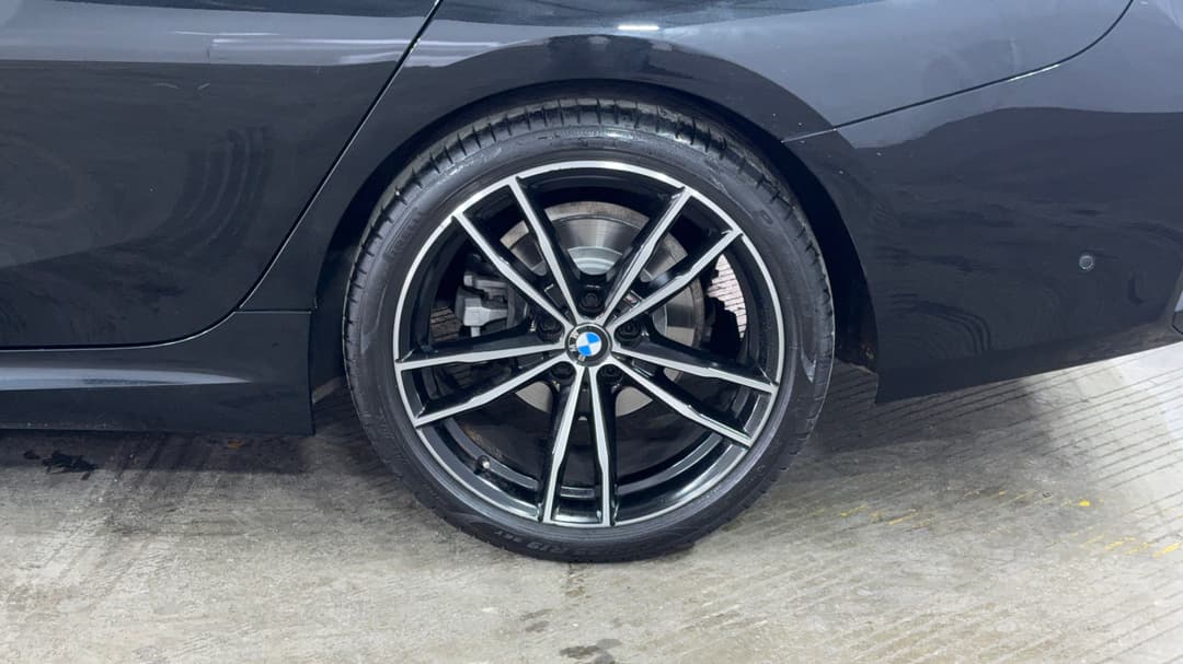 2023 BMW 3 20i M Sport, Automatic, 51721 km, Left Rear Wheel