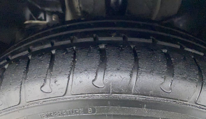 2018 Tata Tiago XT PETROL, Petrol, Manual, 37,744 km, Left Front Tyre Tread