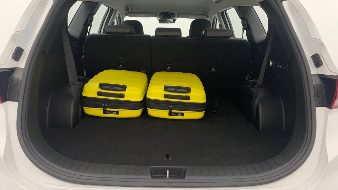 2020 Hyundai Santa Fe Crdi (awd), Automatic, 58341 km, Boot Inside View with Luggage