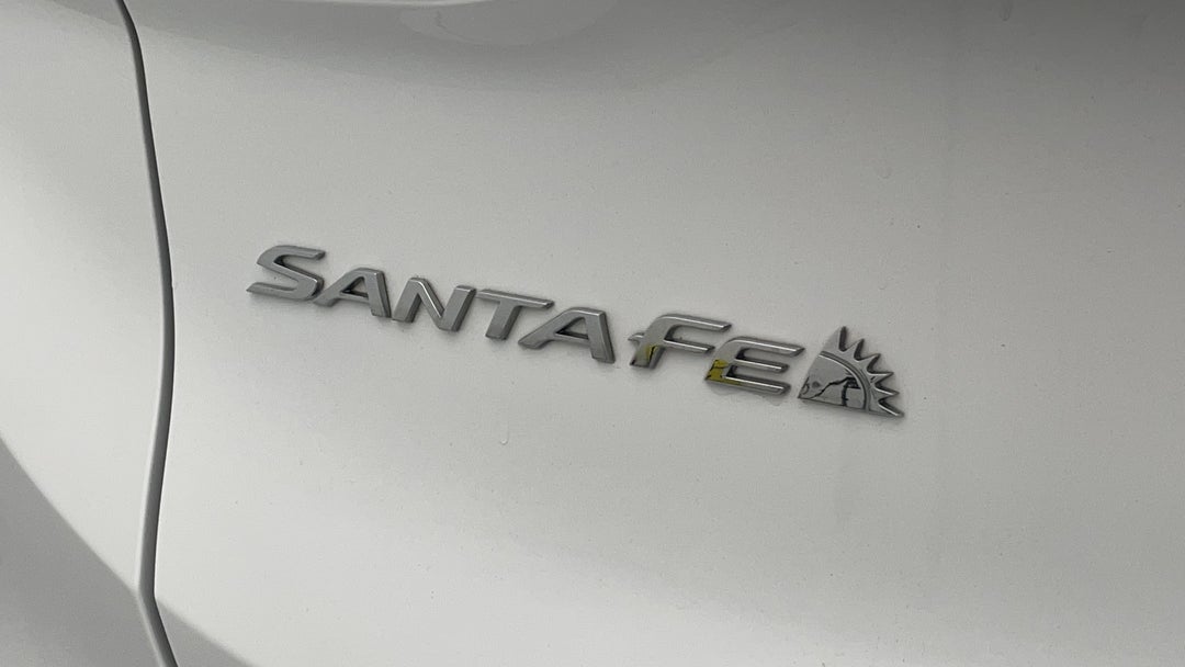 2020 Hyundai Santa Fe Crdi (awd), Automatic, 58341 km, Badge (Boot Left Side)