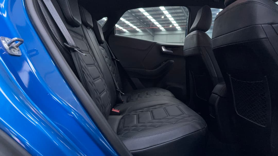 2020 Ford Puma St-line V, Automatic, 100762 km, Right Side Rear Door Cabin View