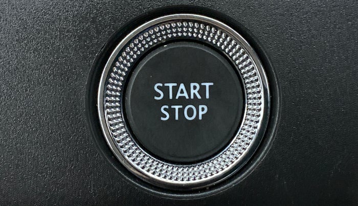 2022 Renault TRIBER 1.0 RXZ, Petrol, Manual, 2,325 km, Keyless Start/ Stop Button