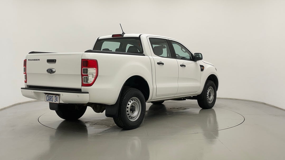 Right Back Diagonal (45- Degree) View