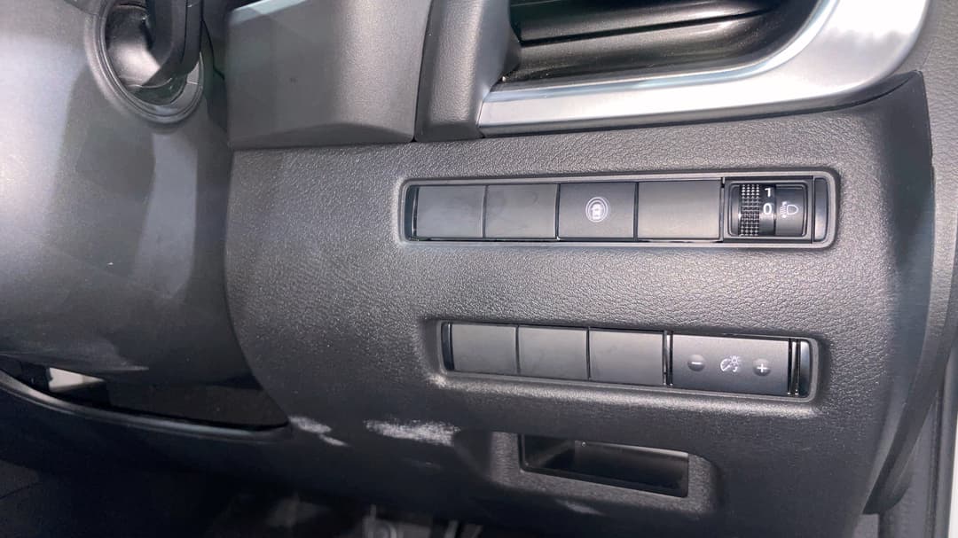 2024 Nissan X-trail St (4WD), Automatic, 45900 km, Utility Switches/Buttons