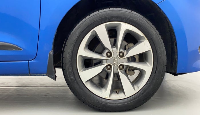 2017 Hyundai Elite i20 ASTA 1.2 (O), Petrol, Manual, 41,816 km, Right Front Wheel