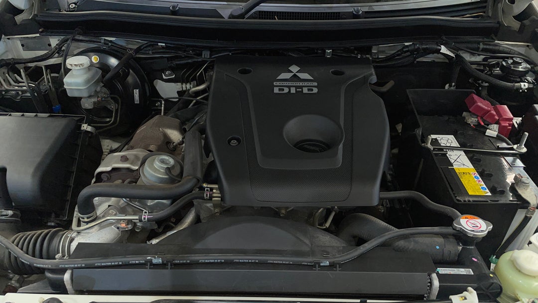 Open Bonnet (Engine)