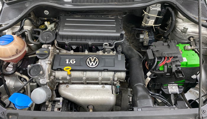 2014 Volkswagen Vento HIGHLINE PETROL, Petrol, Manual, 48,397 km, Open Bonet