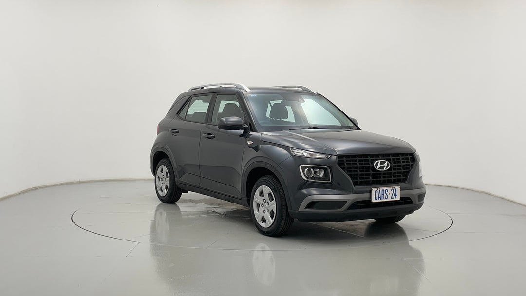 2020 Hyundai Venue Go, Automatic, 64905 km, Right Front Diagonal (45- Degree) View