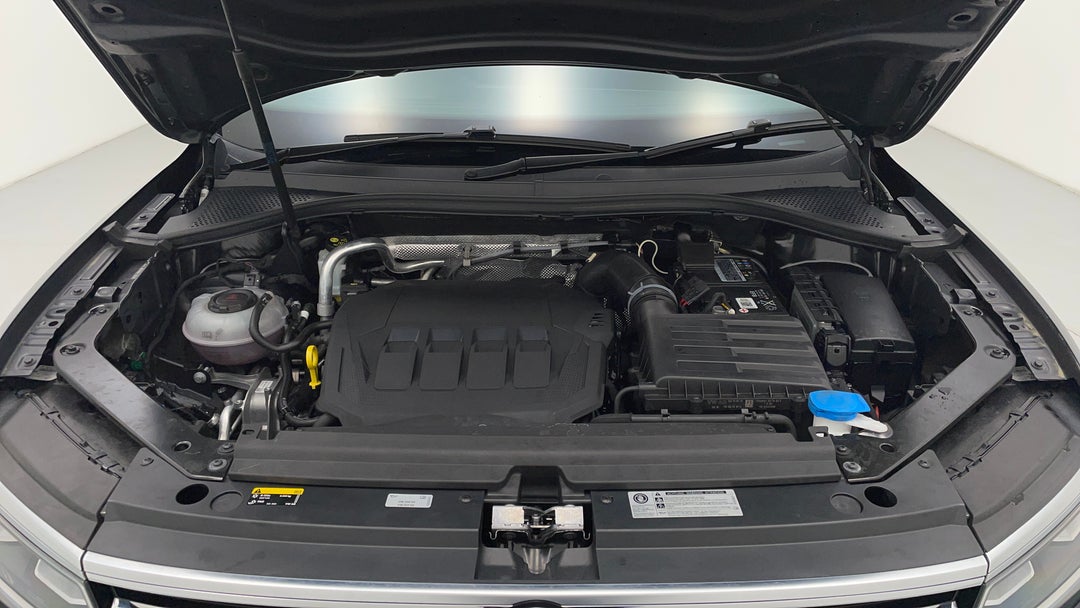 Open Bonnet (Engine)