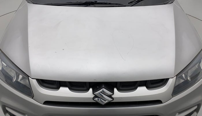 2016 Maruti Vitara Brezza VDI (O), Diesel, Manual, 99,340 km, Bonnet (hood) - Minor scratches