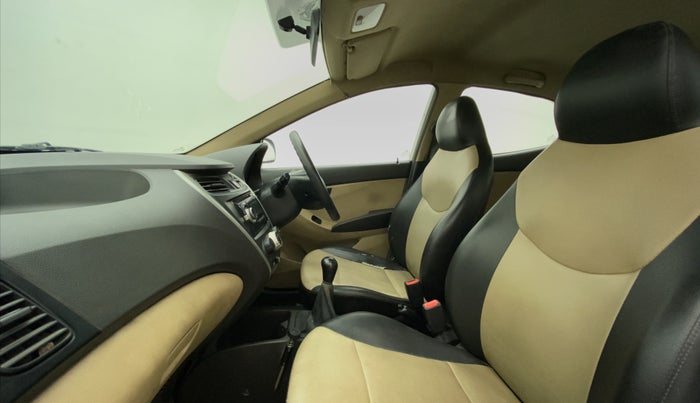 2016 Hyundai Eon ERA +, Petrol, Manual, 80,930 km, Right Side Front Door Cabin