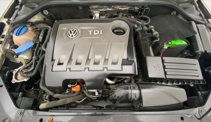 2012 Volkswagen Jetta COMFORTLINE TDI, Diesel, Manual, 1,17,927 km, Open Bonet
