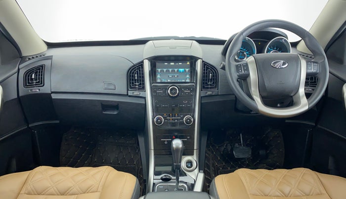 2021 Mahindra XUV500 W9 AT, Diesel, Automatic, 22,138 km, Dashboard