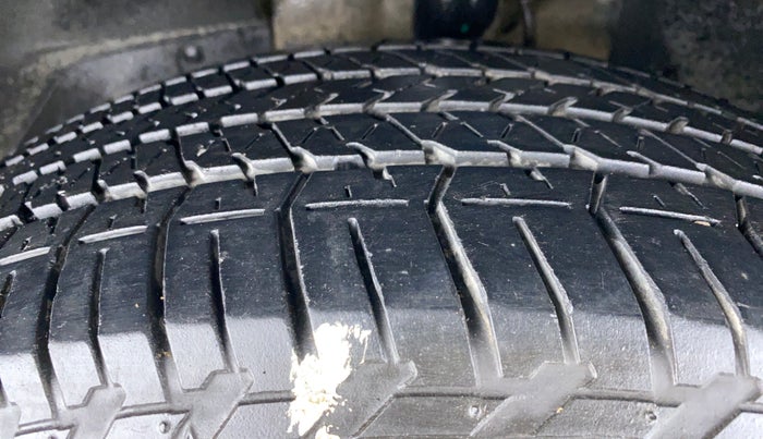 2021 Mahindra XUV500 W9 AT, Diesel, Automatic, 22,138 km, Left Front Tyre Tread