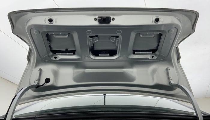 2017 Volkswagen Ameo COMFORTLINE 1.2, Petrol, Manual, 17,810 km, Boot Door Open