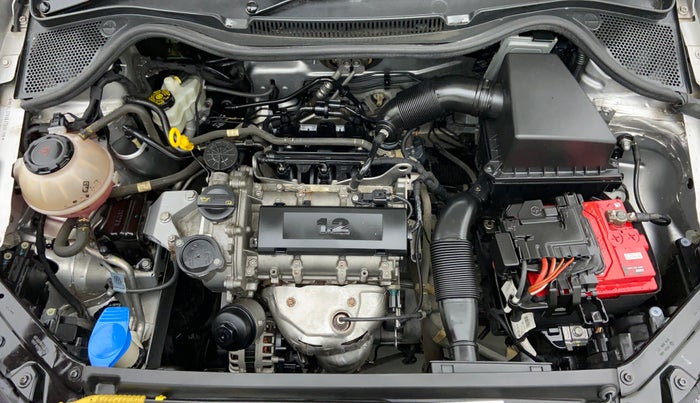 2017 Volkswagen Ameo COMFORTLINE 1.2, Petrol, Manual, 17,810 km, Open Bonet