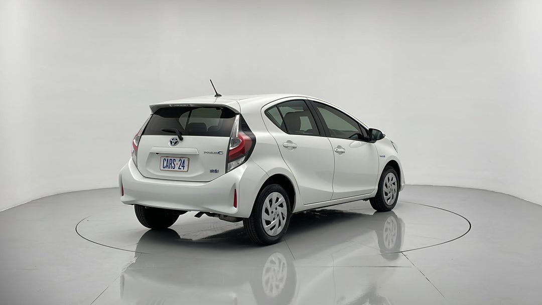 Right Back Diagonal (45- Degree) View