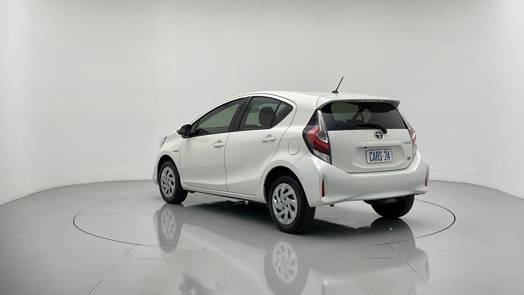 Left Back Diagonal (45- Degree) View