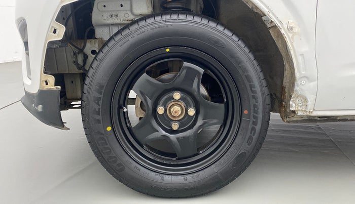 2019 Renault TRIBER RXZ, Petrol, Manual, 34,280 km, Left Front Wheel